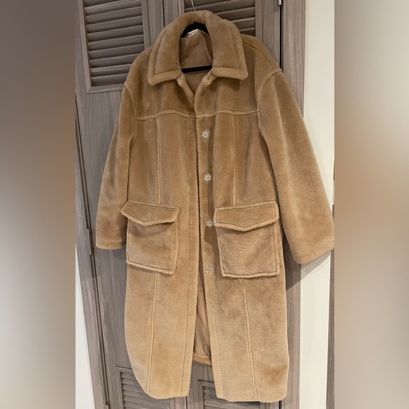 Asos faux fur coat (oversized) - Picture 2 of 3